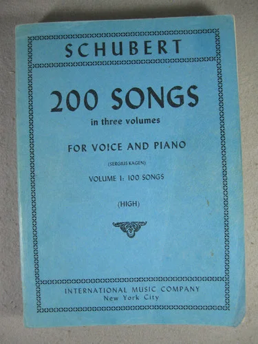 americanbookwarehouse10-919437